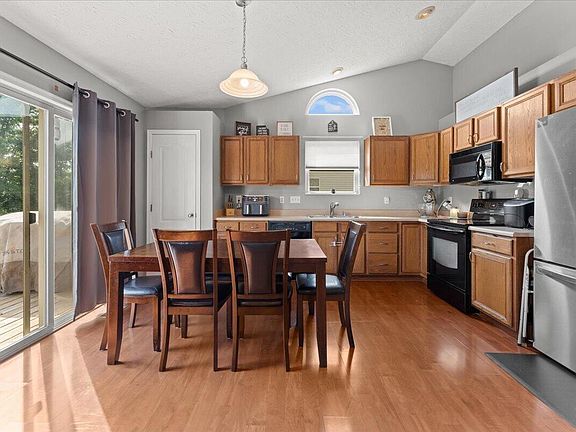 5th image of 6890 Gordon Blvd