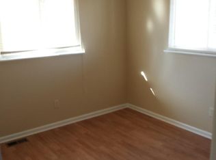 241 Arabelle St, Commerce Township, MI 48382