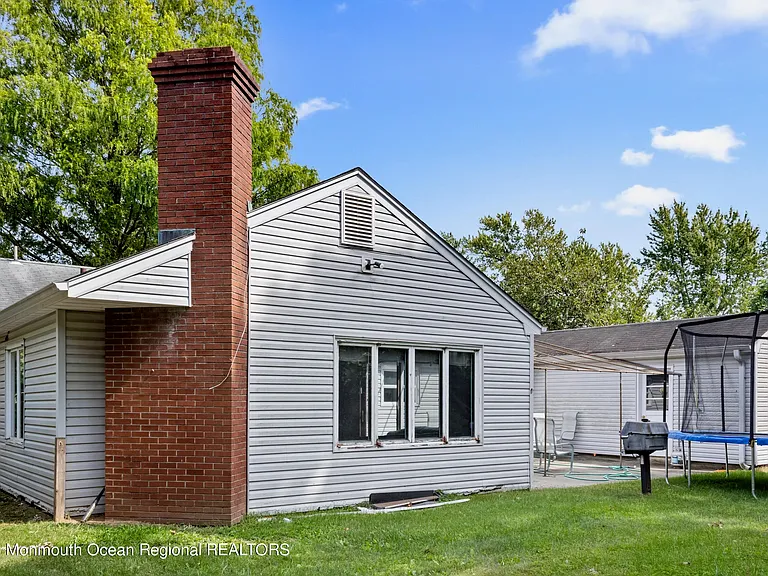 988 Woodgate Ave — Photo 20