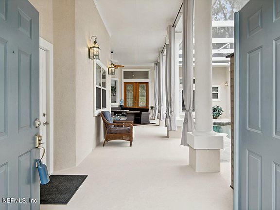 4th image of 1723 COLONIAL Drive