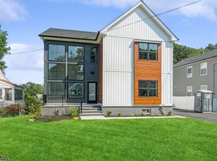 317 Martin Rd, Union, NJ 07083