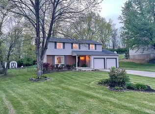 1736 Hunters Trce, Burlington, KY 41005