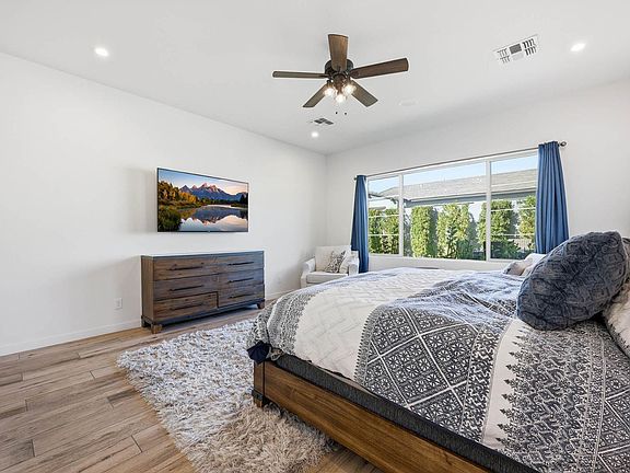 4th image of 4416 E Roy Rogers Rd