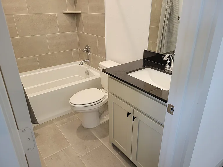 6429 Iron Horse Blvd — Photo 17