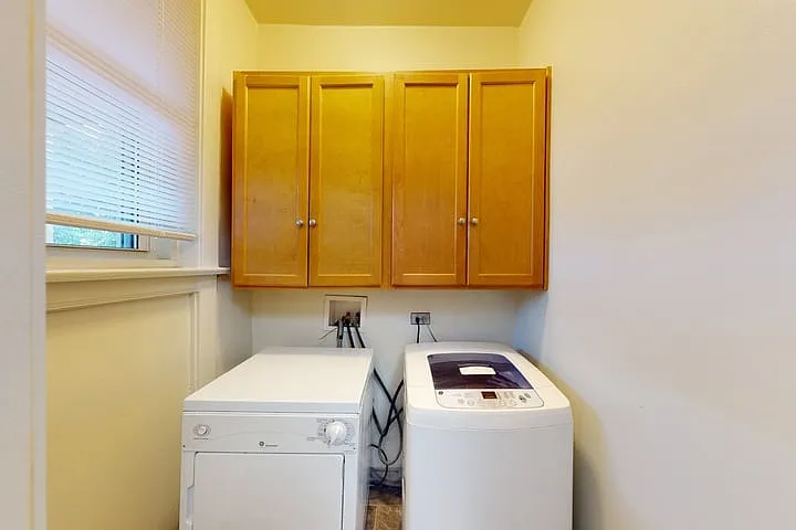 5427 S. Greenwood — Photo 25