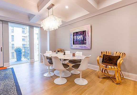 3rd image of 225 E 81st St APT 3