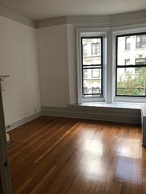 3rd image of 316 W 105th St APT 2A
