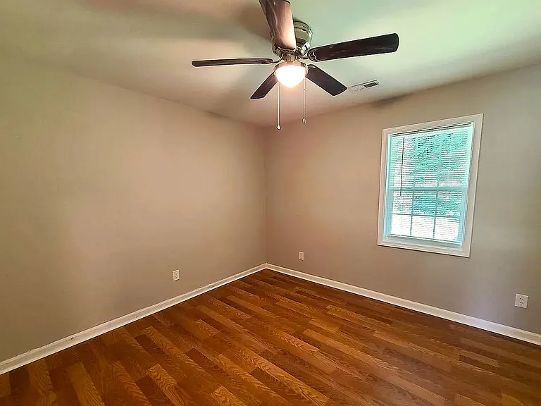 1645 Brown St — Photo 12
