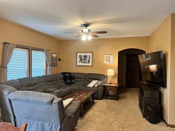 2nd image of 7847 Easy St