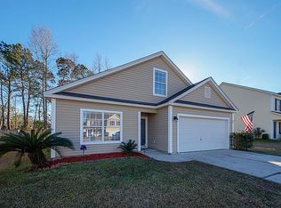 621 Resinwood Rd, Moncks Corner, SC 29461
