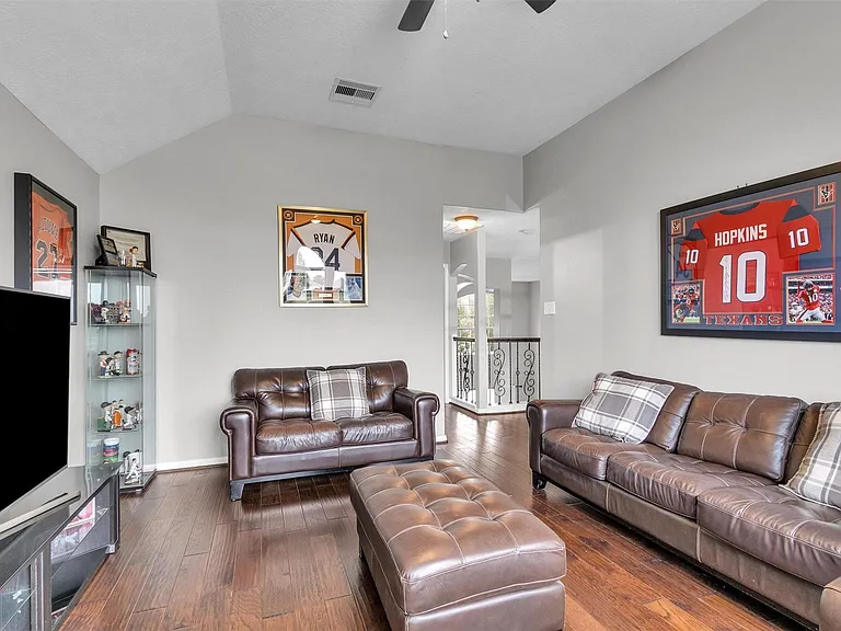 3002 E Lake Falls Cir — Photo 35