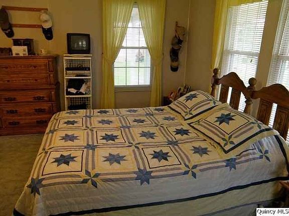 Home for Sale in Payson, IL $89,900