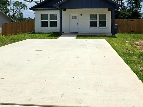1714 Sayers St, Lufkin, TX 75904