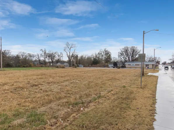 606 N Wilson St, Vinita, OK 74301