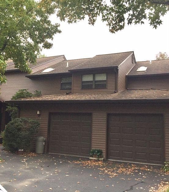 1st image of 78 Woods Brooke Cir