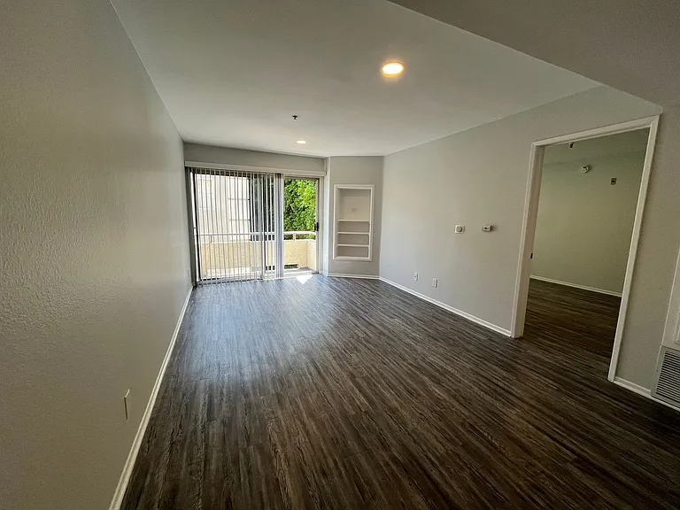 4378 Sepulveda Blvd — Photo 53