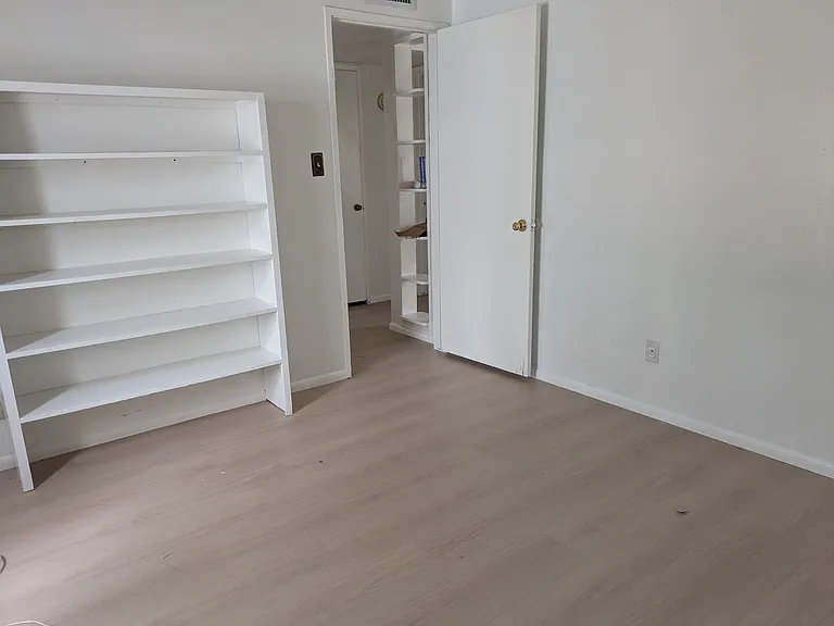 1514 W 1st Pl — Photo 7