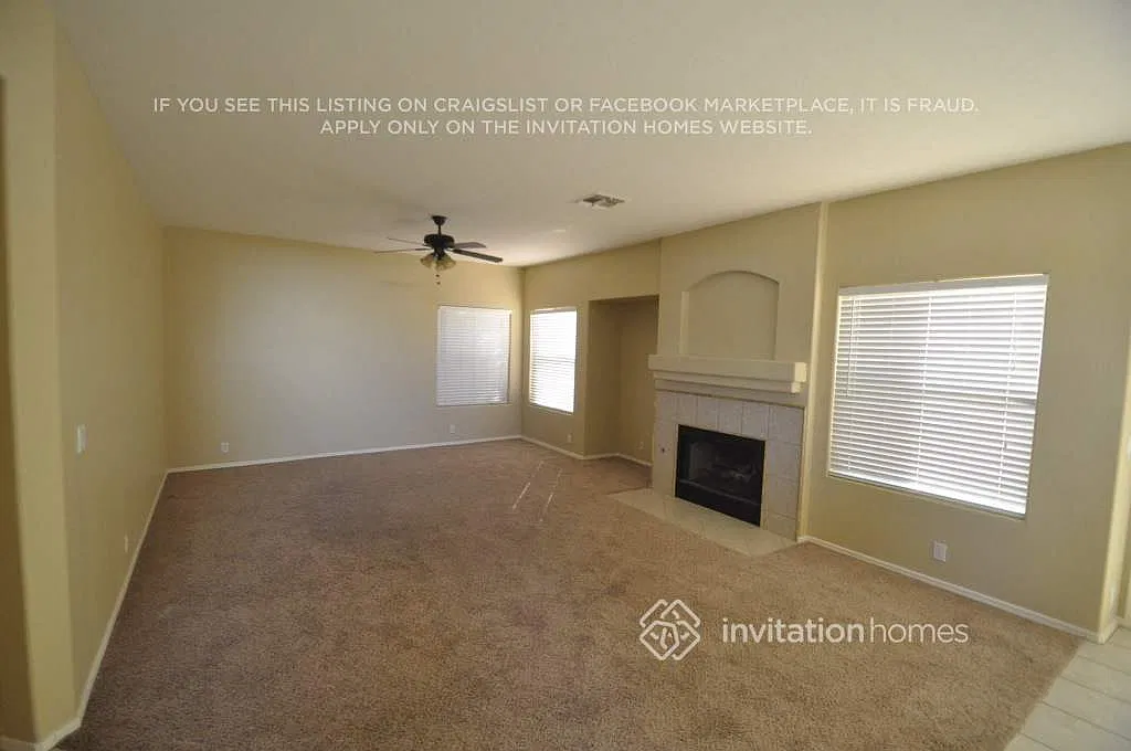 62 N Sandstone St Gilbert, AZ 85234 — Photo 2