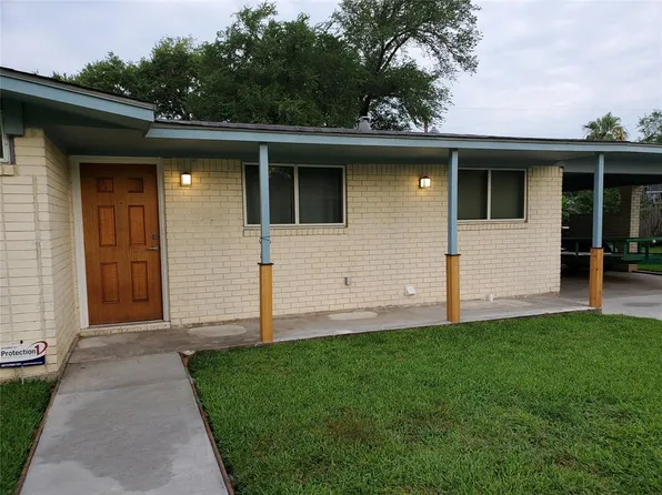 2412 Shelia St, Pearland, TX 77581