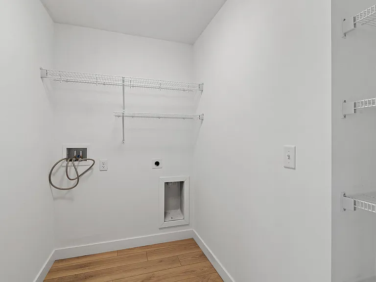 Hayloft Apartments — Photo 86