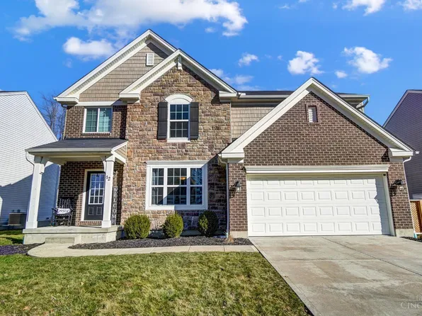 12 Cedarwood Dr, Amelia, OH 45102