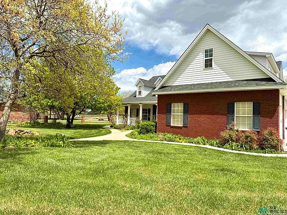 4th image of 125 Colonial Est