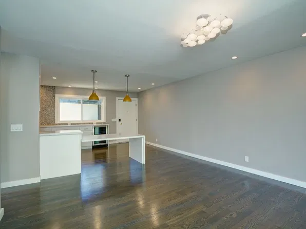 2901 Middlefield Rd #12-00, Palo Alto, CA 94306