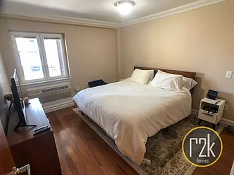 Rented by Realty 2000 Corp