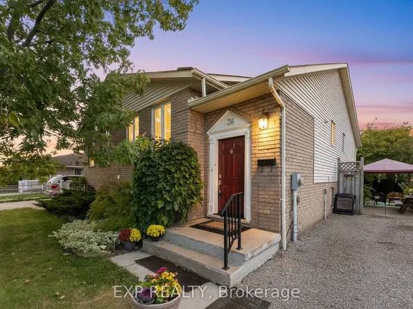 36 Vintage Cres, Saint Catharines, ON L2S 3C6