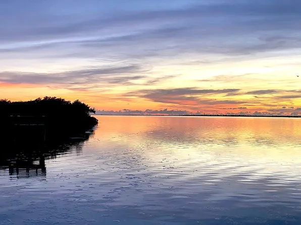 2059 N Pointe Alexis Dr, Tarpon Springs, FL 34689
