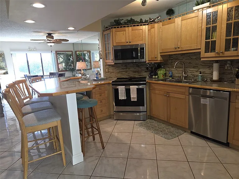 1515 Pinellas Bayway S #A6 — Photo 5