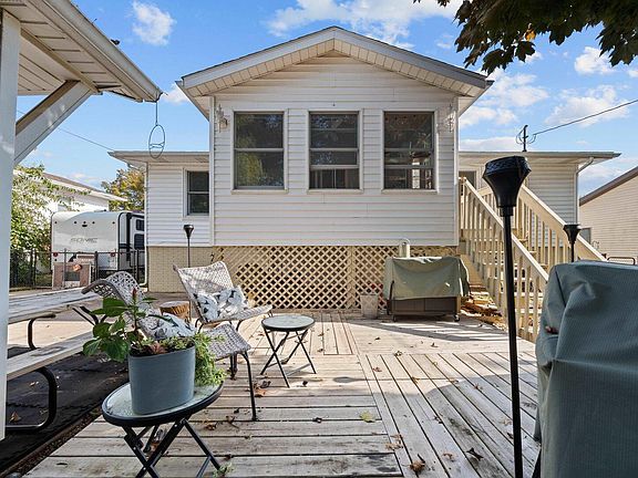 5th image of 3608 Parkdale Dr