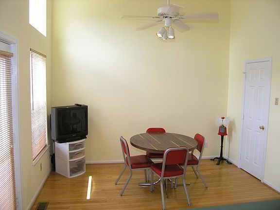 Breakfast Nook w/ door to rear deck
