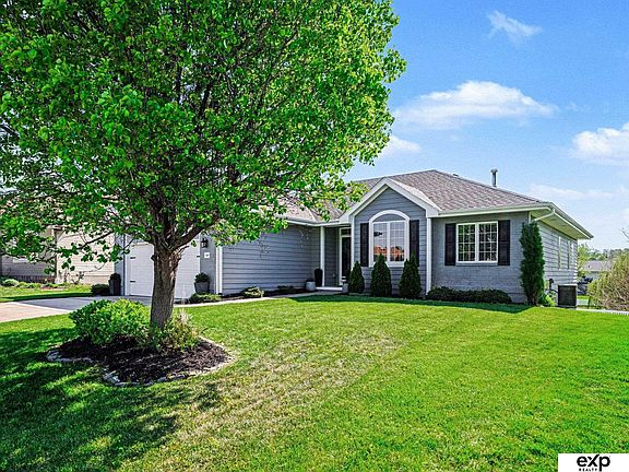 4th image of 21417 Parkview Dr
