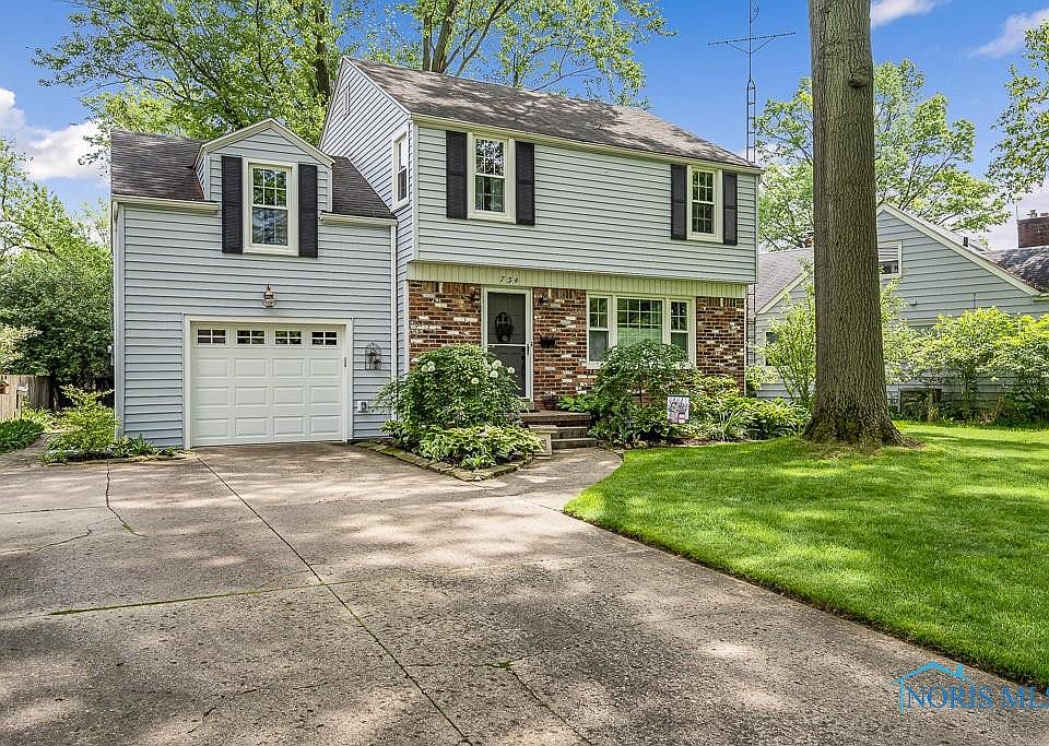 1st image of 734 E Carisbrook Dr