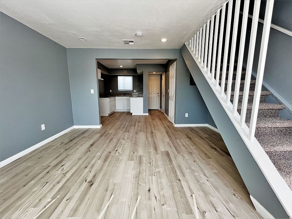 1st image of 1612 Flower St APT B