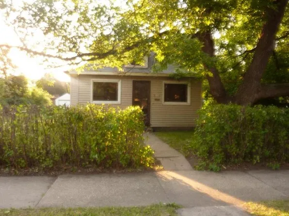 5224 Colfax Ave N, Minneapolis, MN 55430