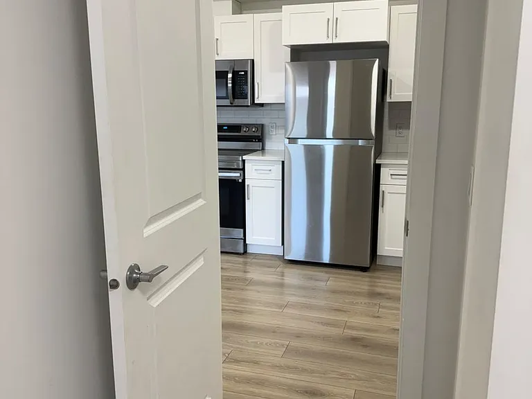 265 Collicott Dr #LOWER — Photo 7