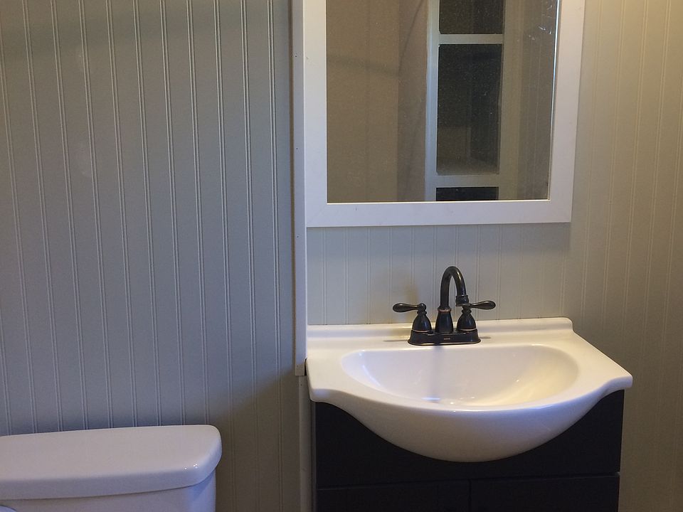 1st image of 1412 Robyn Dr