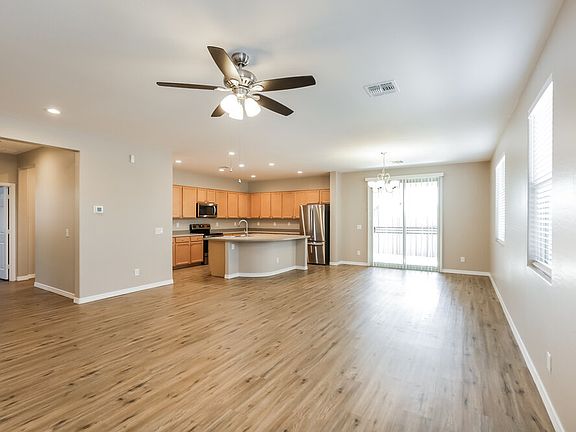 5th image of 6421 S 47th Dr