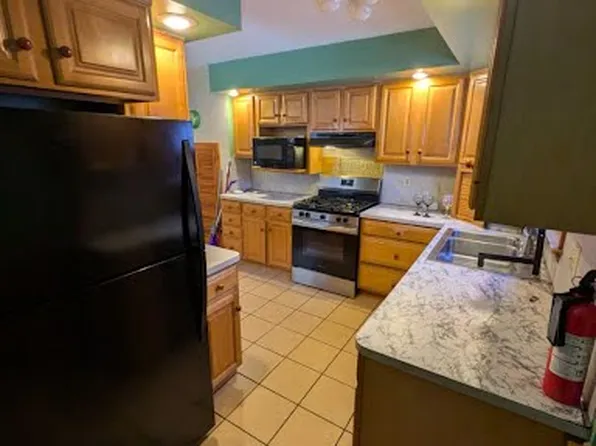 43 S Thomas Ave, Kingston, PA 18704