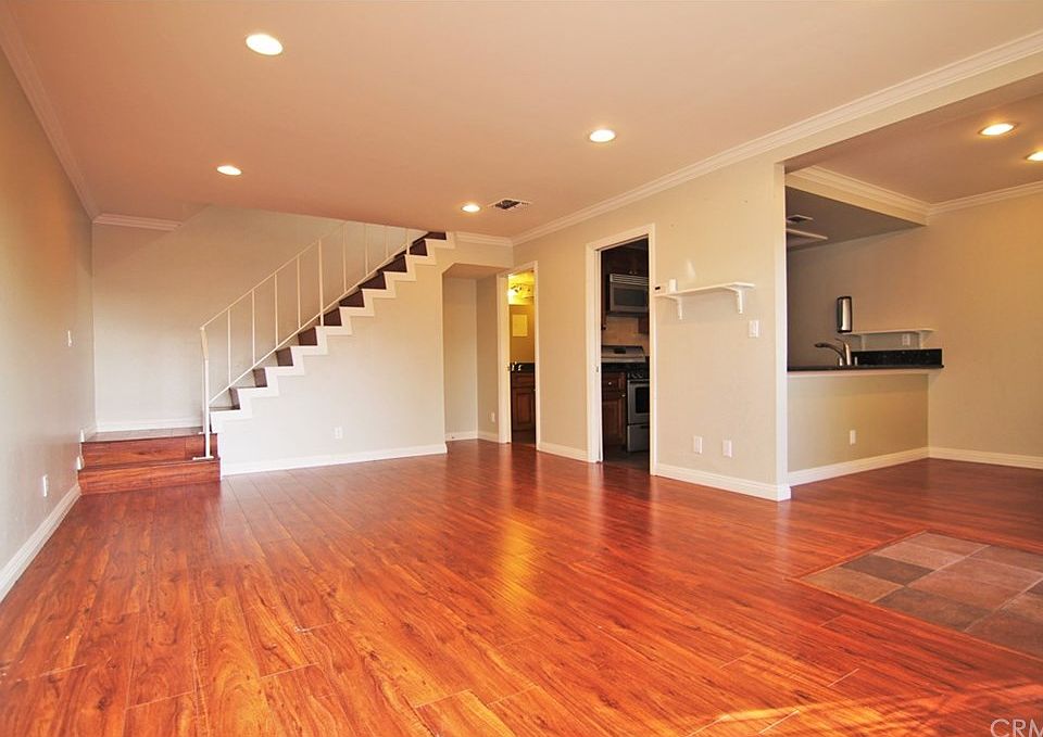 1st image of 13865 Saranac Dr APT J