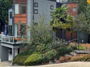 9425 110th Pl NE, Kirkland, WA 98033