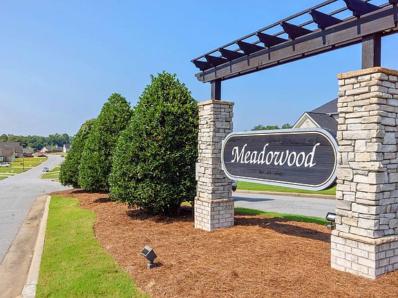 3rd image of 6 Woodchase Ct