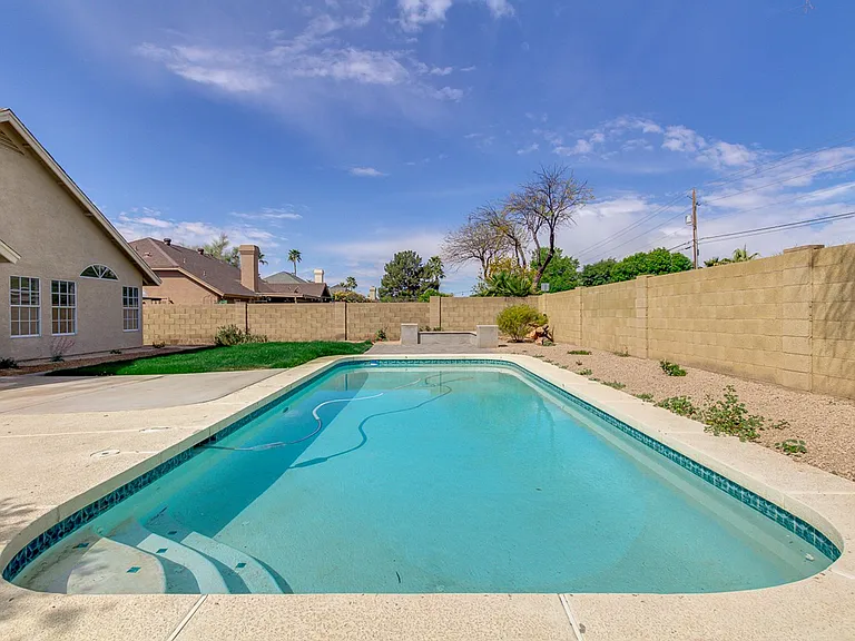 4314 E Juanita Ave — Photo 44