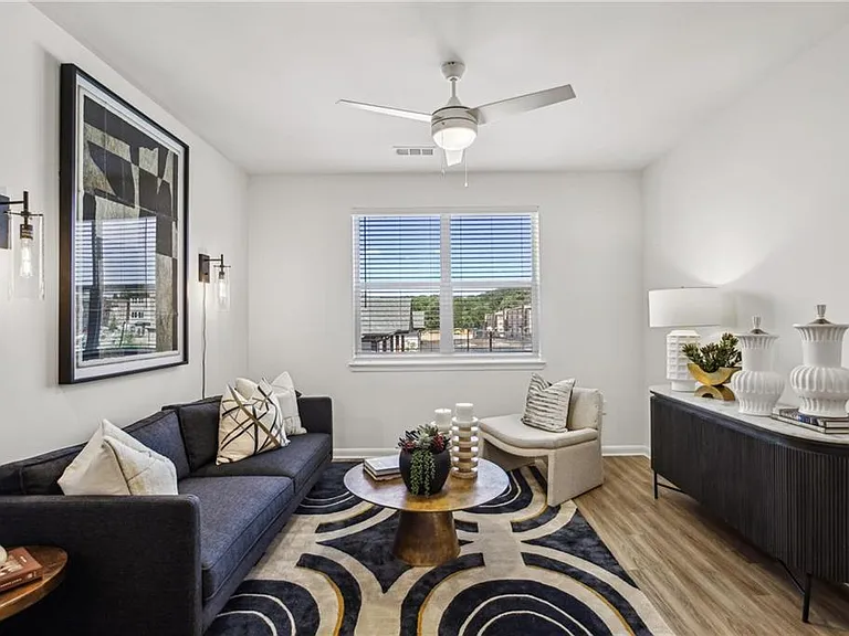 1296 Moreland Ave SE #2101 — Photo 3
