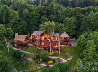 640 Overlook Dr, Mars Hill, NC 28754