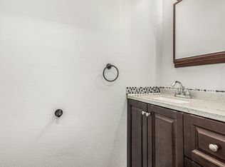 9048 E Grandview Dr, Mesa, AZ 85207