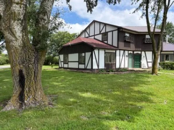 101 Sun St #A, Cabery, IL 60919