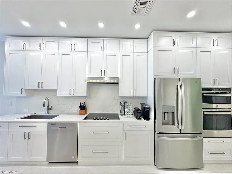 12667 Biscayne Ct — Photo 22